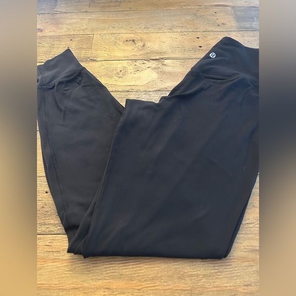 LULULEMON Black Back In Action Jogger - Picture 7 of 8
